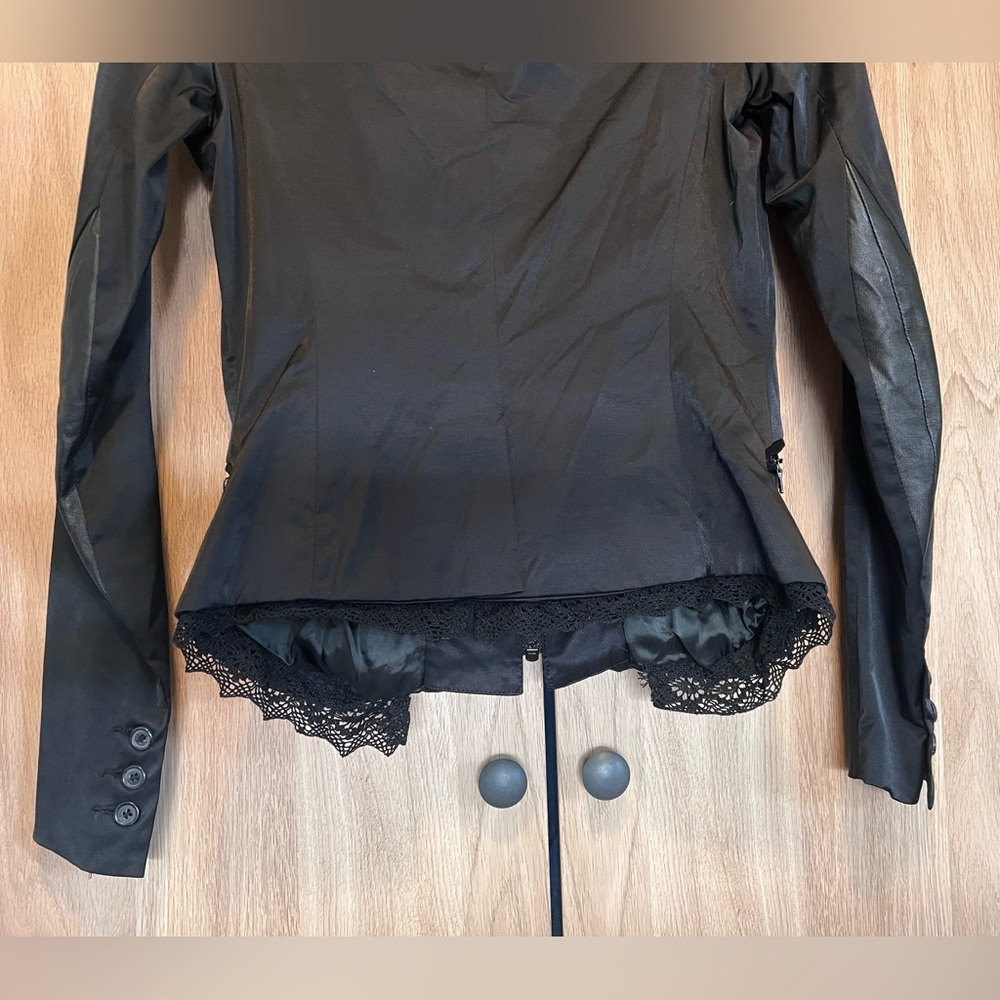 Very unusual, sexy fit atlas jacket combined with leather and laces - Picture 10 of 12